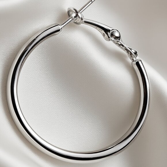Silver Hoop Earrings – Classic Lightweight Women’s Fashion Jewelry 2.5-inch - Picture 1 of 7